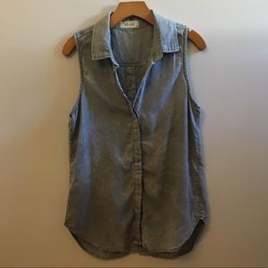 Bella Dahl Faded Chambray Sleeveless Blouse